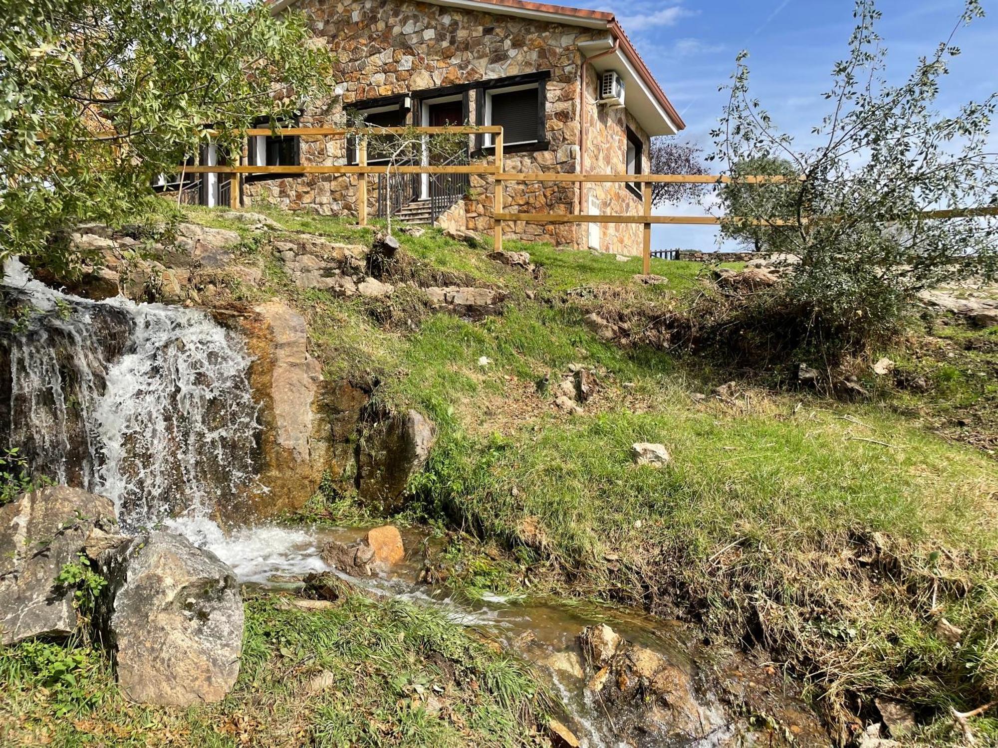 Apartamentos Los Pocillos Гаргантілья-дель-Лосоя Екстер'єр фото